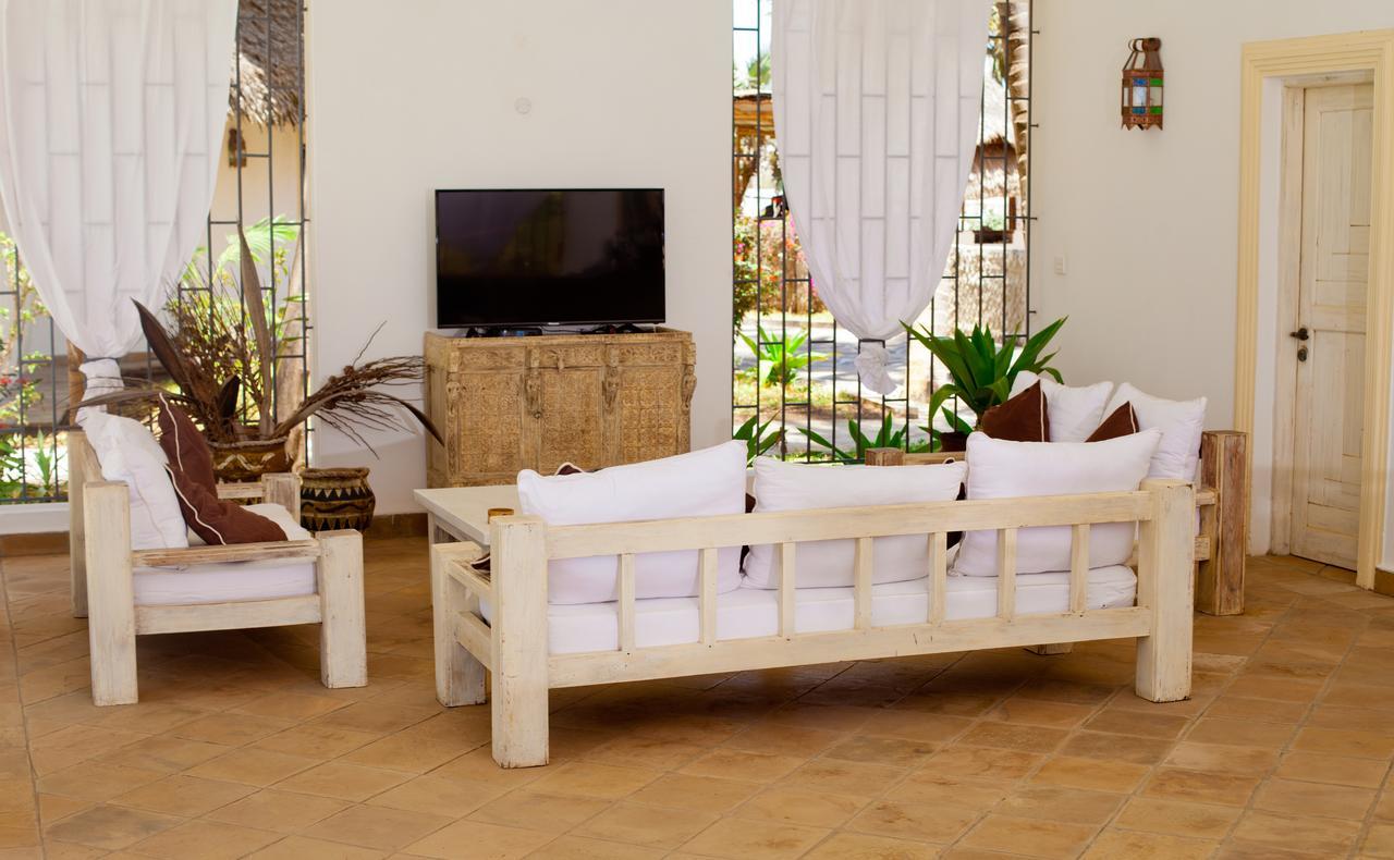 Villa Cesy Boutique Hotel Μαλίντι Εξωτερικό φωτογραφία